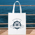 Sacola Ecológica Roda Náutica do Navio de Cruzeiro Personalizado<br><div class="desc">Presente de saco reutilizável para as férias de verão da Chic no seu cruzeiro de praia no oceano, com um volante de barco azul marinho. Esta design náutica é perfeita para o marketing de negócios do capitão de navio ou para comemorar uma viagem especial ao mar. Personalize com seu sobrenome...</div>