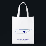 Sacola Ecológica Tennessee Wedding Bag, Bolsa de Mapa do Marinho<br><div class="desc">Saco de presente de boas-vindas com gráfico de mapa. Seus hóspedes vão adorar entrar no hotel deles e encontrar essa bolsa cheia de guloseimas esperando por eles. Você pode posicionar o coração no local do grande dia usando o recurso "personalizar mais".</div>