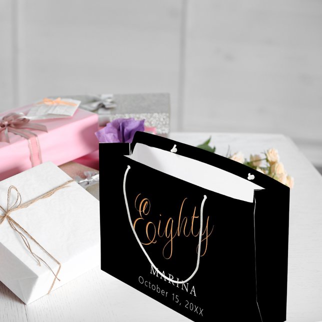 Sacola Para Presentes Grande 80 de aniversário de script de nome ouro preto (Criador carregado)