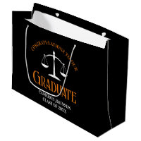 Advogado de Graduação da Escola de Direito de Lara