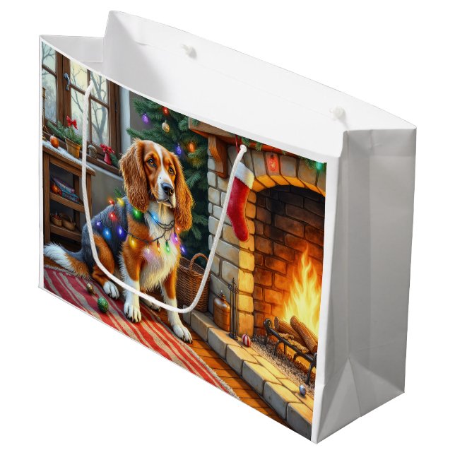 Sacola Para Presentes Grande Afghan Hound Fireplace with Christmas Lights (Frente inclinada)