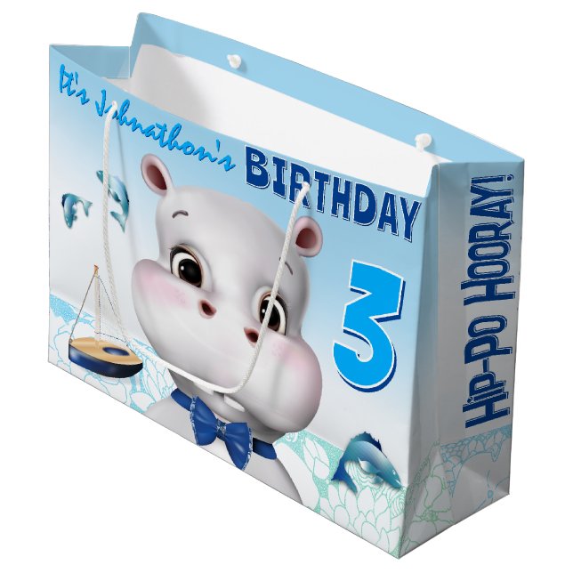 Sacola Para Presentes Grande Aniversário do Menino Azul do Hipopótamo (Frente inclinada)