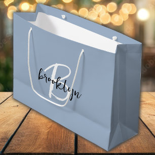Sacola Para Presentes Grande Azul Empoeirado Preto e Branco Monograma