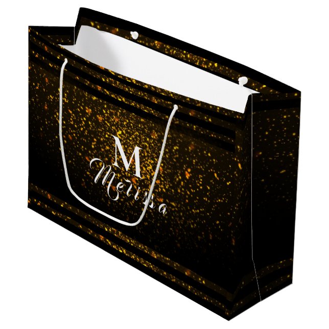 Sacola Para Presentes Grande Black and Gold Pre-Personalized Monogram Gift Bag (Frente inclinada)