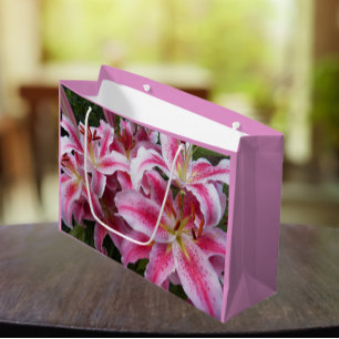 Sacola Para Presentes Grande Floral de lírios orientais cor-de-rosa