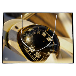 Sacola Para Presentes Grande Kompas helpt navigeren en koer behouden. 