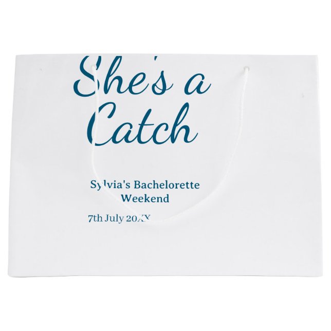 Sacola Para Presentes Grande She's a catch bachelorette weekend name blue date  (Frente)