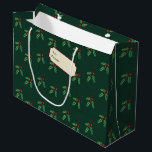 Sacola Para Presentes Grande Vintage Green Christmas Holly Nome de etiqueta Gif<br><div class="desc">O design é da arte original.</div>