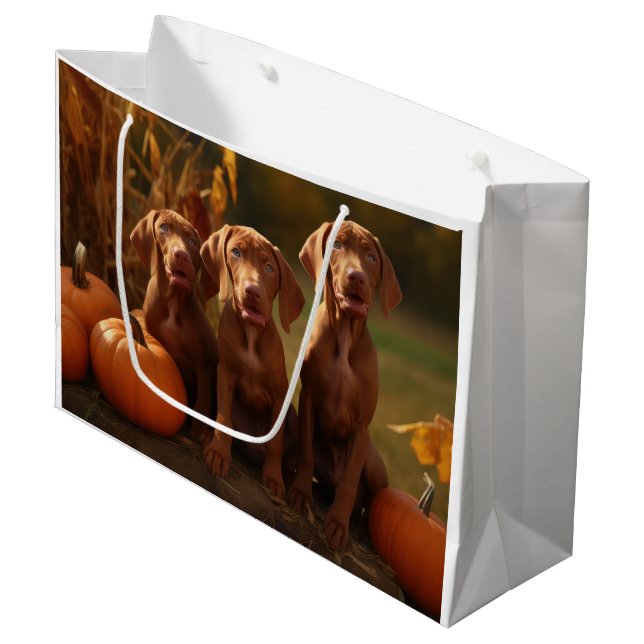 Sacola Para Presentes Grande Vizsla Puppy Autumn Delight Pumpkin (Frente inclinada)