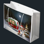 Sacola Para Presentes Grande Winter Corgi Caravan Christmas Adventure<br><div class="desc">Adotar a magia de uma noite de inverno nevada enquanto uma caravana desliza graciosamente através da paisagem iluminada pela lua. A beleza serena da neve escutadora e o brilho encantador da lua criam uma cena cativante,  prometendo uma aventura inesquecível de Natal cheia de calor,  alegria e memórias queridas.</div>