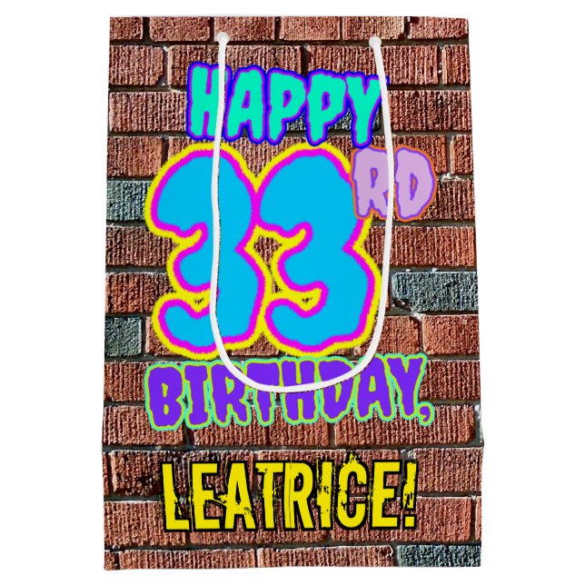 Sacola Para Presentes Média 33º aniversário: Divertido, Grafite Urbano Inspira (Verso)