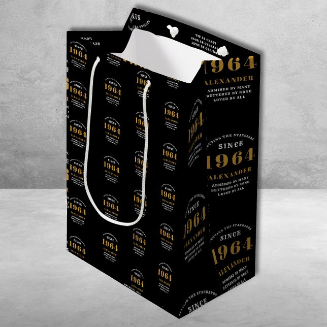 Sacola Para Presentes Média 60º aniversário de 1964 Chic Elegante Dourado Negr (60th Birthday Chic 1964 Themed Black & Gold Elegant Gift Bags)