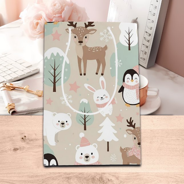 Sacola Para Presentes Média Animais Mágicos da Floresta de Inverno (Criador carregado)
