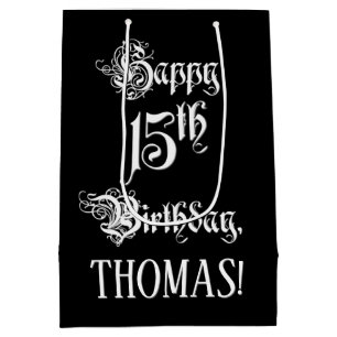 Sacola Para Presentes Média Aniversário de 15: Rico, Script Elegante + Nome P