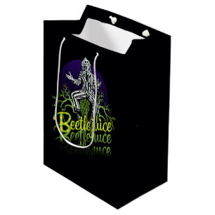 Sacola Para Presentes Média Beetlejuice   Sitting on a Tombstone