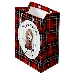 Sacola Para Presentes Média Birthday Stick Girl na Xadrez de Tartan