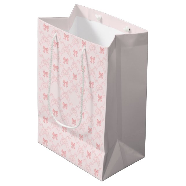 Sacola Para Presentes Média Caderno Estético com Laço Rosa – Fofo e Feminino (Frente inclinada)