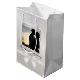 Sacola Para Presentes Média Casal Fotográfico adorável do aniversário de ca