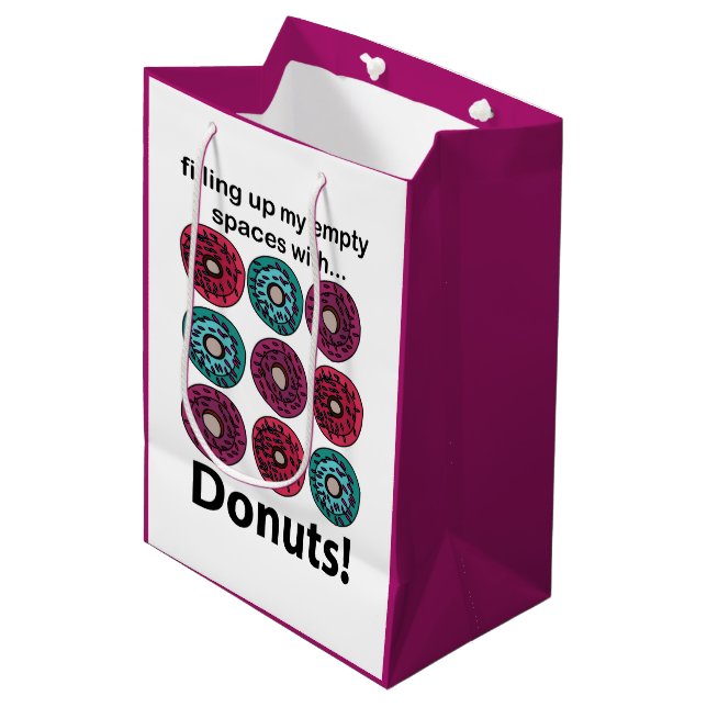 Sacola Para Presentes Média Donuts Preenchendo Meus Espaços Vazios Com Donuts (Frente inclinada)