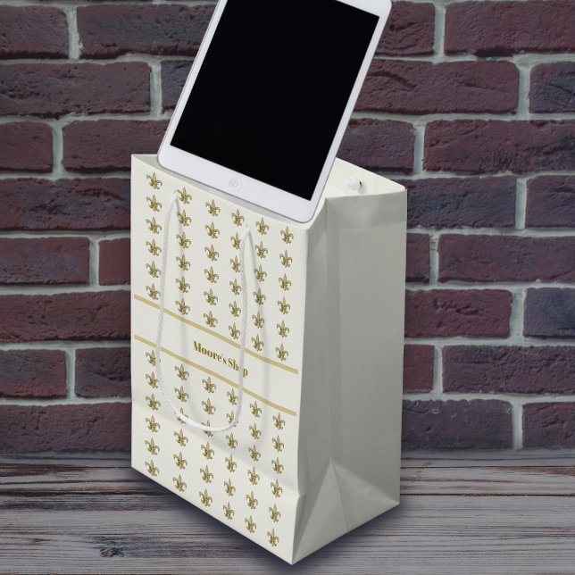 Sacola Para Presentes Média Falso Ouro FleurDeLis em Marfim (Criador carregado)