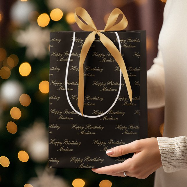 Sacola Para Presentes Média Feliz Aniversário Nome em Roteiro Preto Dourado (Criador carregado)