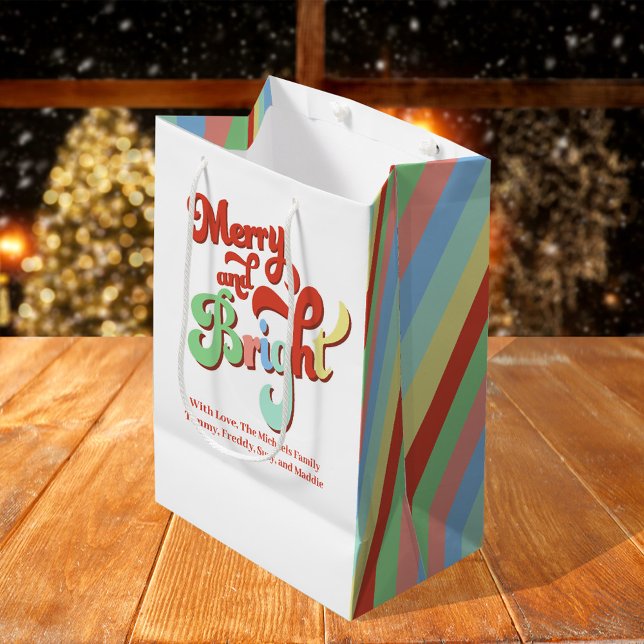 Sacola Para Presentes Média Feliz e Natal Brilhante Personalizados (Merry and Bright custom festive retro style gift bag)