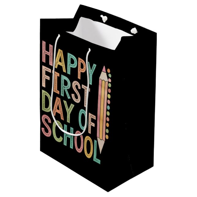 Sacola Para Presentes Média Feliz Primeiro Dia de Volta às Aulas (Frente inclinada)