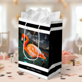 Sacola Para Presentes Média Flamingo Black White Stripes Script Nome Moderno