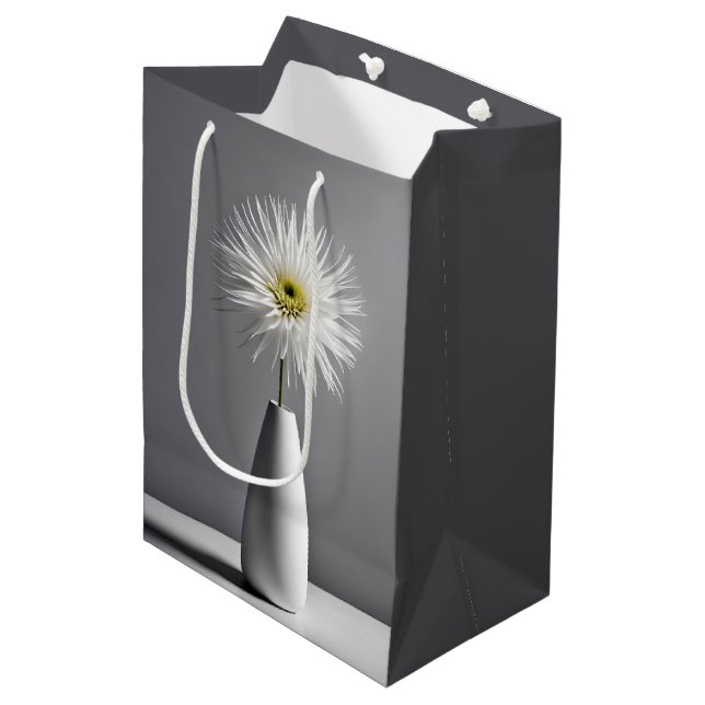 Sacola Para Presentes Média Flor De Aniversário Simples Em Vase (Frente inclinada)