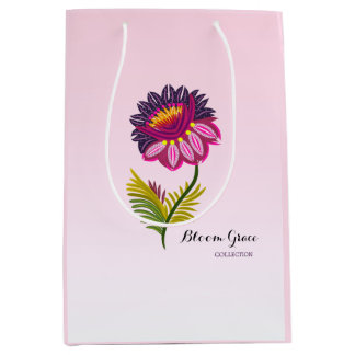 Sacola Para Presentes Média Flor isolada