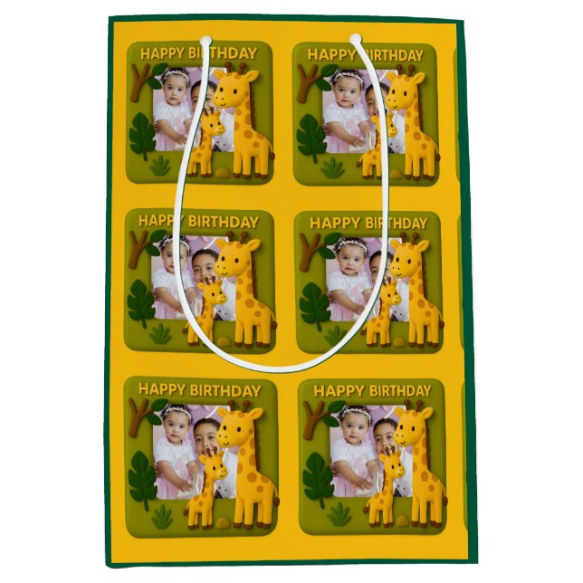 Sacola Para Presentes Média Foto de Aniversário da Girafa Bonita Personalizáve (Frente)