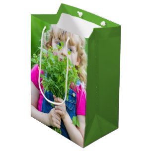 Sacola Para Presentes Média Garota com ervas para o aniversário