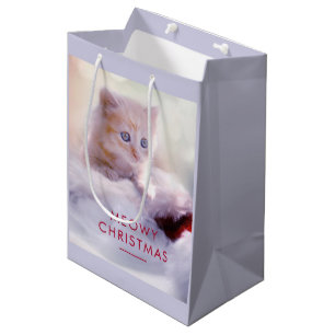 Sacola Para Presentes Média Gatinho Bonito Descansando em um Papai Noel Feliz