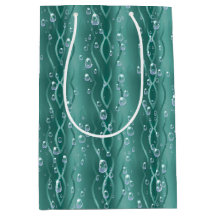 Gotas de chuva em metal verde