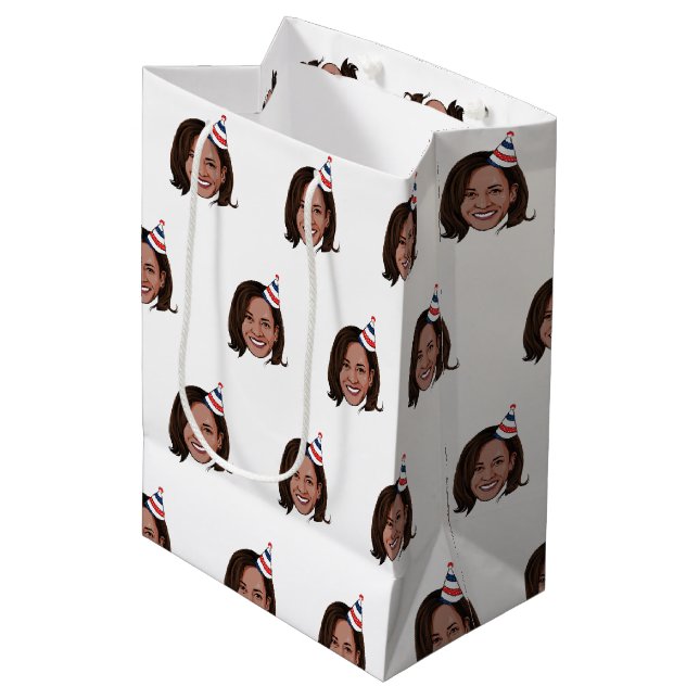 Sacola Para Presentes Média Kamala Harris Birthday (Frente inclinada)