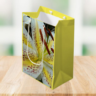 Sacola Para Presentes Média Lily oriental branca com amido amarelo