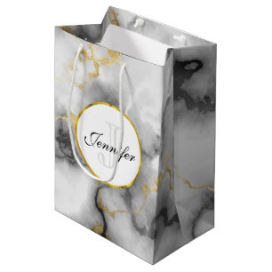 Sacola Para Presentes Média Mármore Branco Moderno com Monograma Dourado de Fi