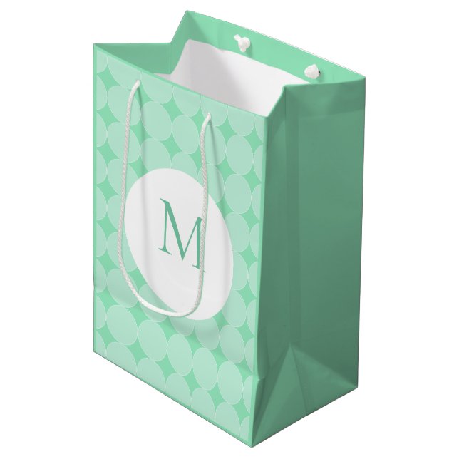 Sacola Para Presentes Média Mint Green Monogrammed Elegant Modern Modelo (Frente inclinada)