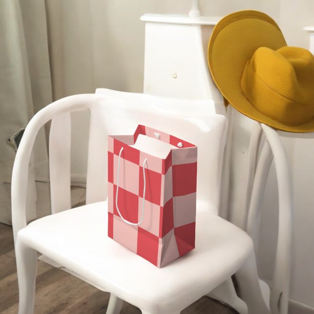 Sacola Para Presentes Média Padrão de Gingham Vermelhos Rosa Verificado (Criador carregado)