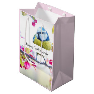 Sacola Para Presentes Média Pássaro Azul e Amarelo bonito em um Aniversário