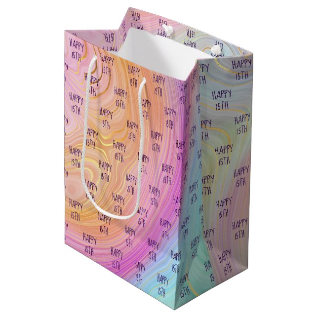 Sacola Para Presentes Média Pastel Rainbow 15 Birthday Medium Gift Bag (Frente inclinada)