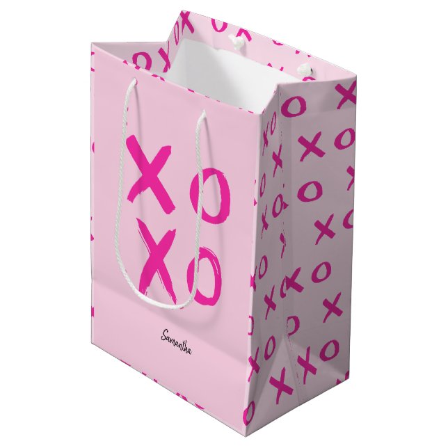 Sacola Para Presentes Média Personalizado a rosa XOXO moderno e simples do Nam (Frente inclinada)