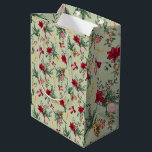 Sacola Para Presentes Média Sage Green Christmas Winter Greenery & Arco Patter<br><div class="desc">Esta coleção apresenta elegantes paisagens de aquarelas,  terras festivas e sotaques de ouro para um olhar de eterno. As cores são cor-de-rosa-claro,  verde-menta e cinzas escuras.</div>