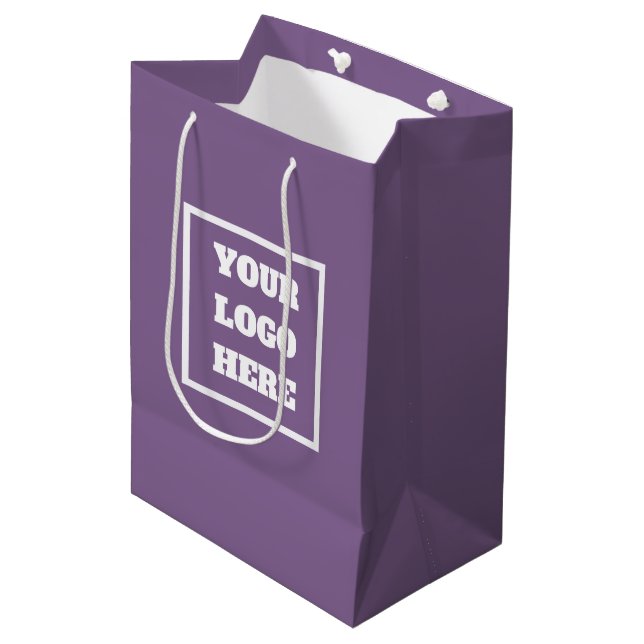 SACOLA PARA PRESENTES MÉDIA SIMPLES LOGO PERSONALIZADO MODERNO ROXO PÁLIDO COM (Frente inclinada)
