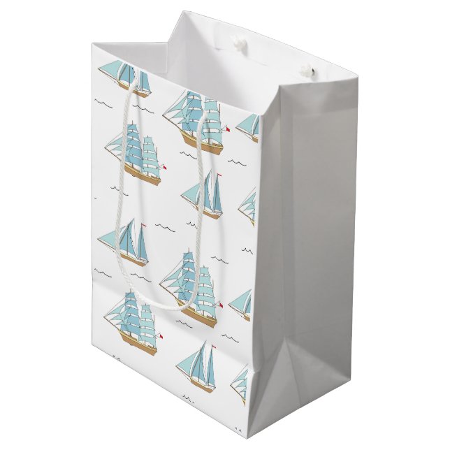 Sacola Para Presentes Média Summer Seatime Cute yachts with sail (Frente inclinada)