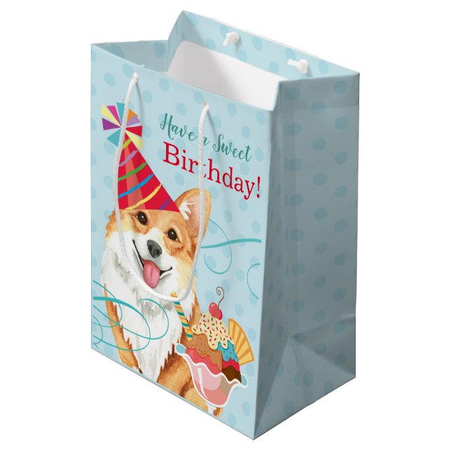 Sacola Para Presentes Média Sweet Birthday Pembroke Welsh Corgi (Frente inclinada)