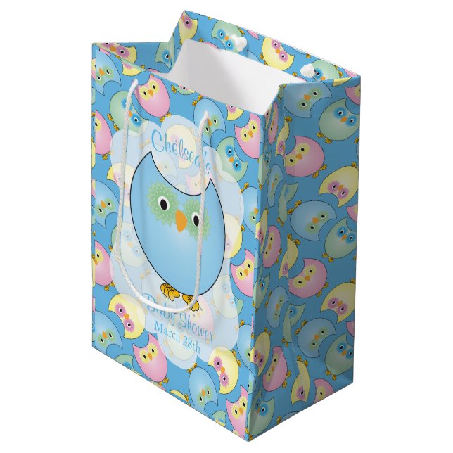 Sacola Para Presentes Média Tema do Chá de fraldas de Pastel Blue Owl (Frente inclinada)