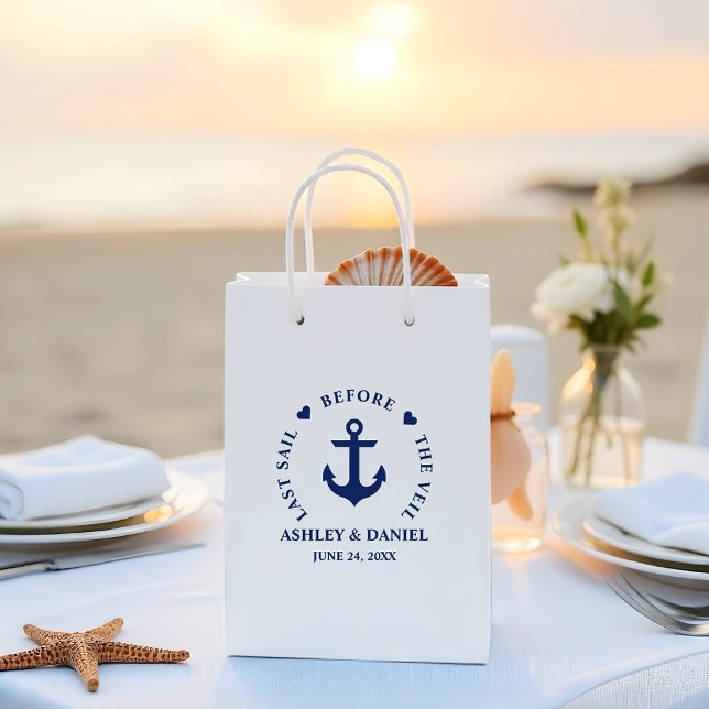 Sacola Para Presentes Média Última Vela Antes Do Favor Náutico Do Véu (Customize to change text size or text style.)