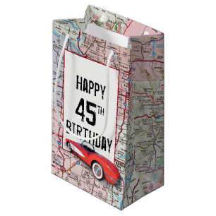 Sacola Para Presentes Pequena 45.º aniversário - Retro Corvette no Mapa