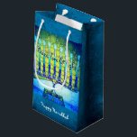 Sacola Para Presentes Pequena Azul Verde Amor Luz Hanukkah Menorah<br><div class="desc">"Paz, amor e luz." Uma ilustração detalhada de um menorah de arte brilhante, colorido, azul e verde ajuda você a tirar as férias de Hanukkah no estilo. Sinta o calor e a alegria da temporada de festas sempre que você usa este pequeno saco-presente personalizado fofo e divertido. Cartões de correspondência,...</div>